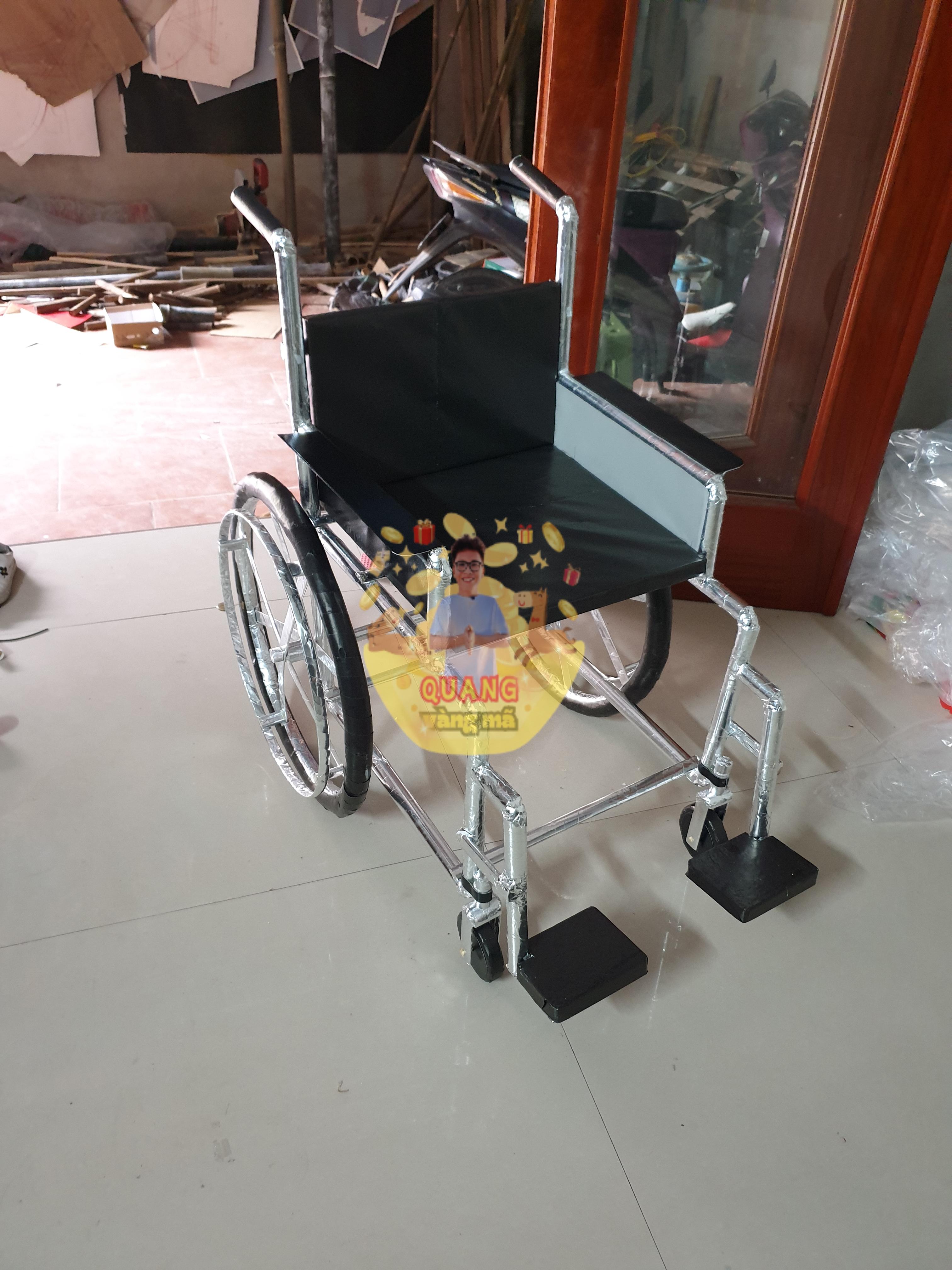 xe đẩy xe 3 bánh xe tự đẩy tự đi bằng tay cho người tật chân