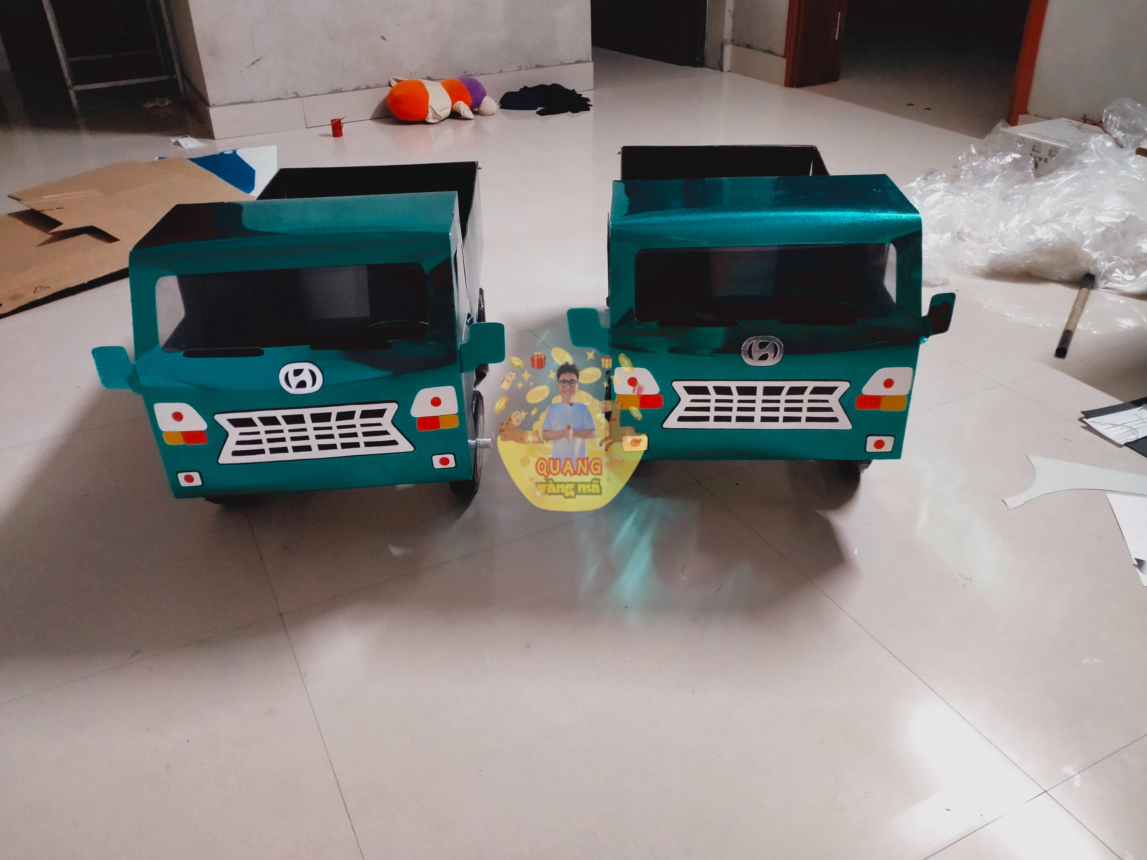 xe dream kéo cải tiến chở bộ đồ xây dựng bốc vác xi