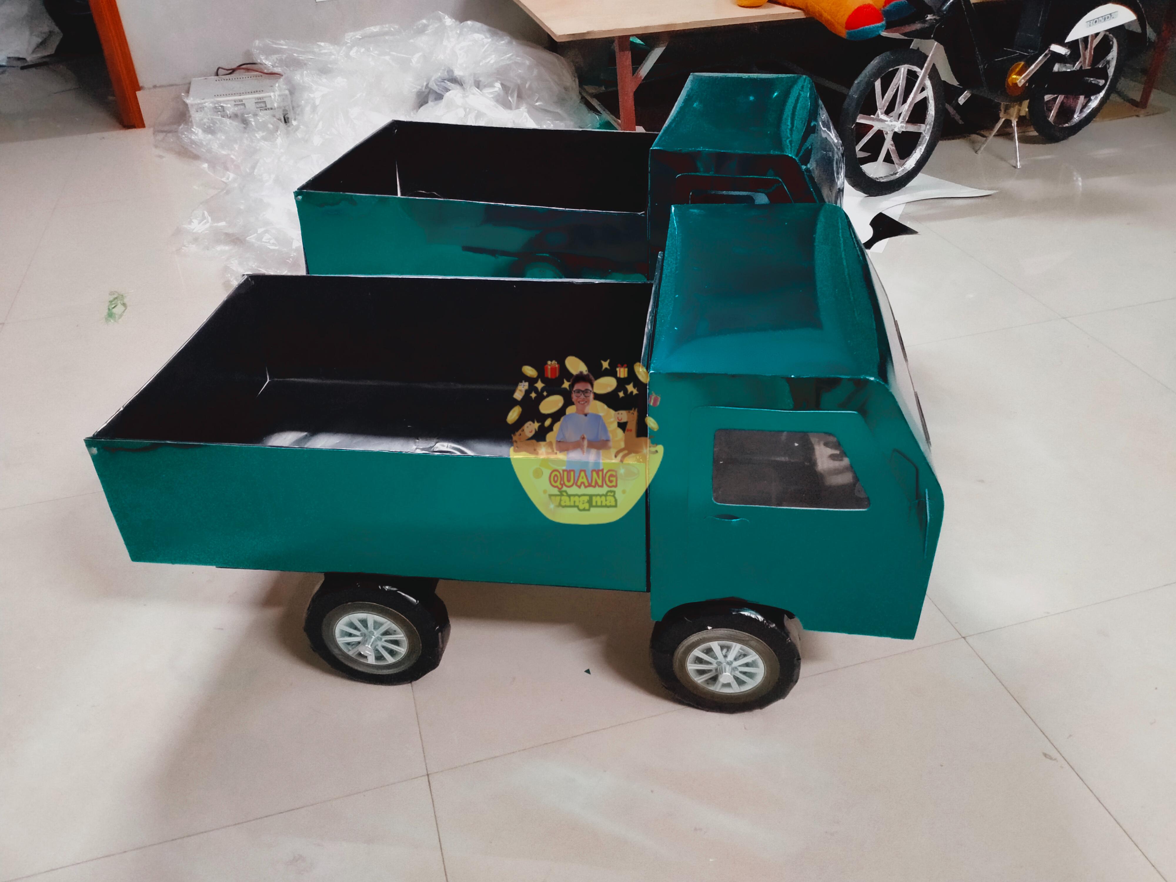 xe dream kéo cải tiến chở bộ đồ xây dựng bốc vác xi