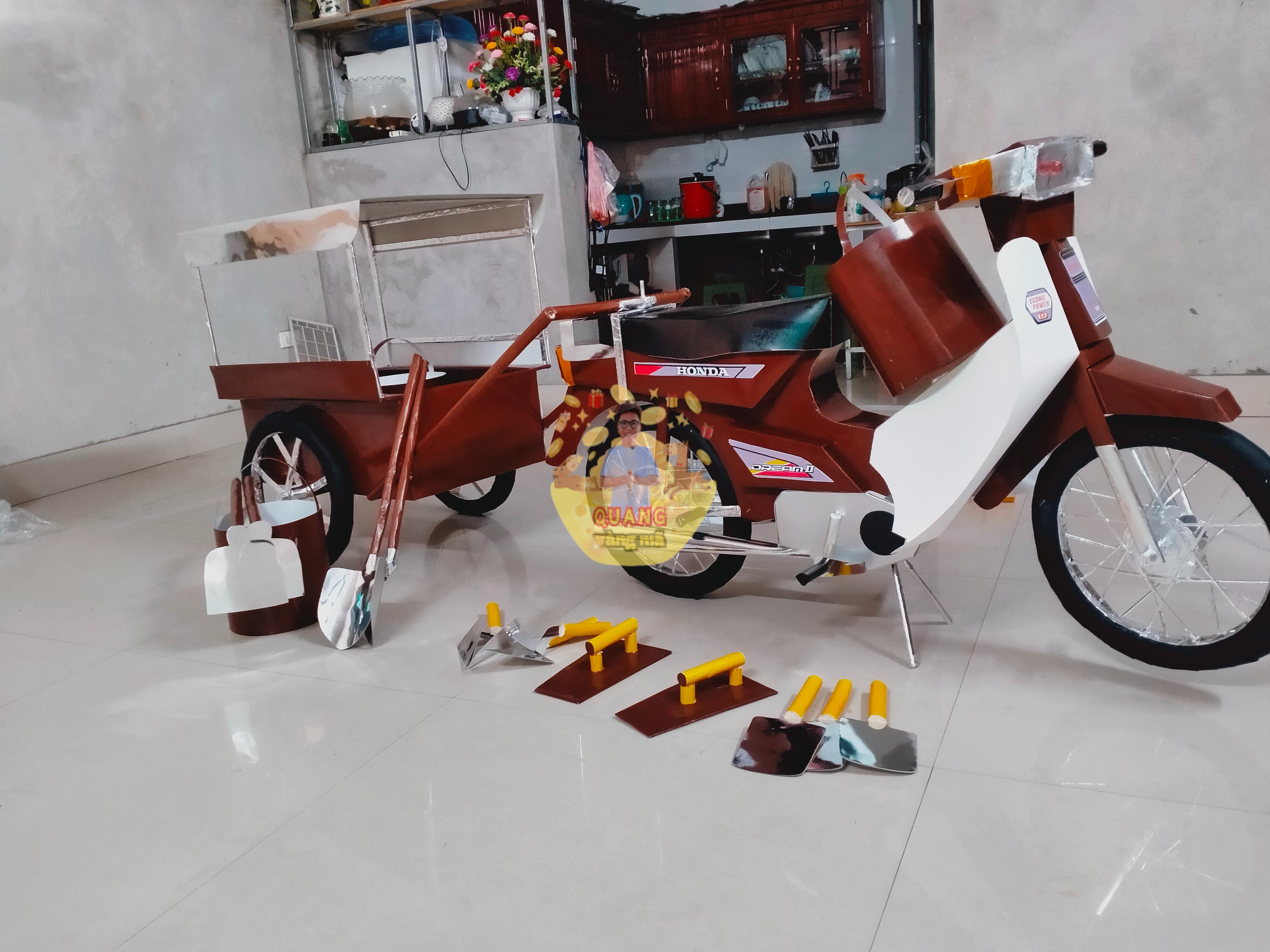 xe dream kéo cải tiến chở bộ đồ xây dựng bốc vác xi