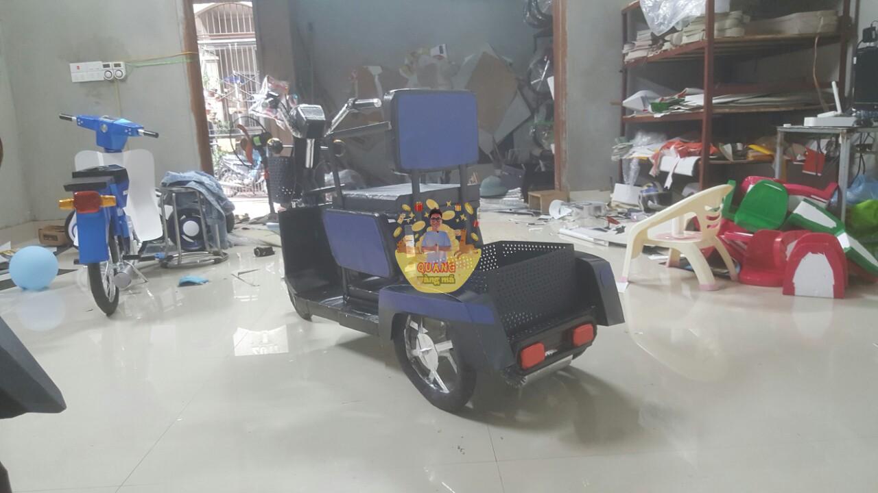 xe máy điện 3 bánh màu xanh đen