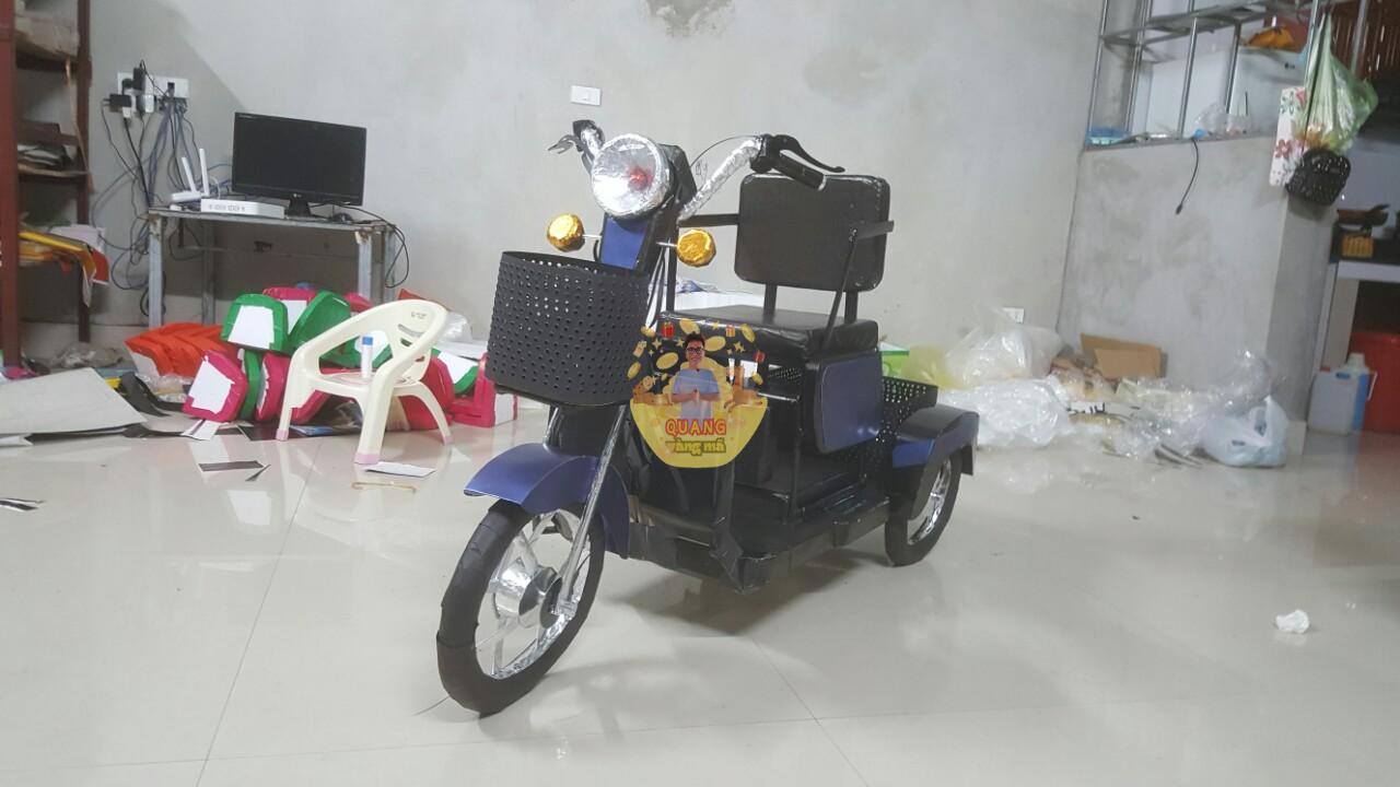 xe máy điện 3 bánh màu xanh đen