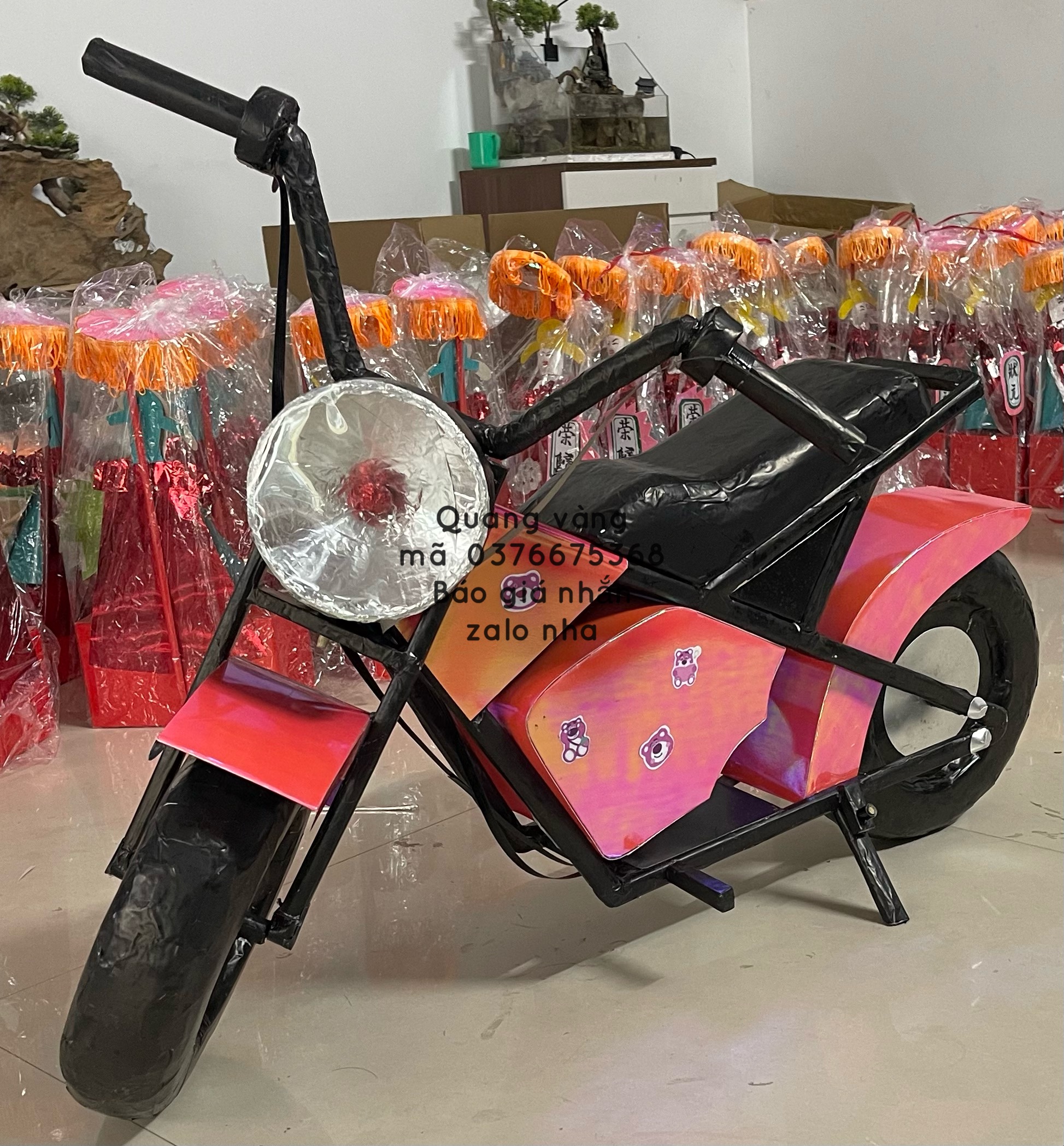 xe máy điện chất chơi màu hồng