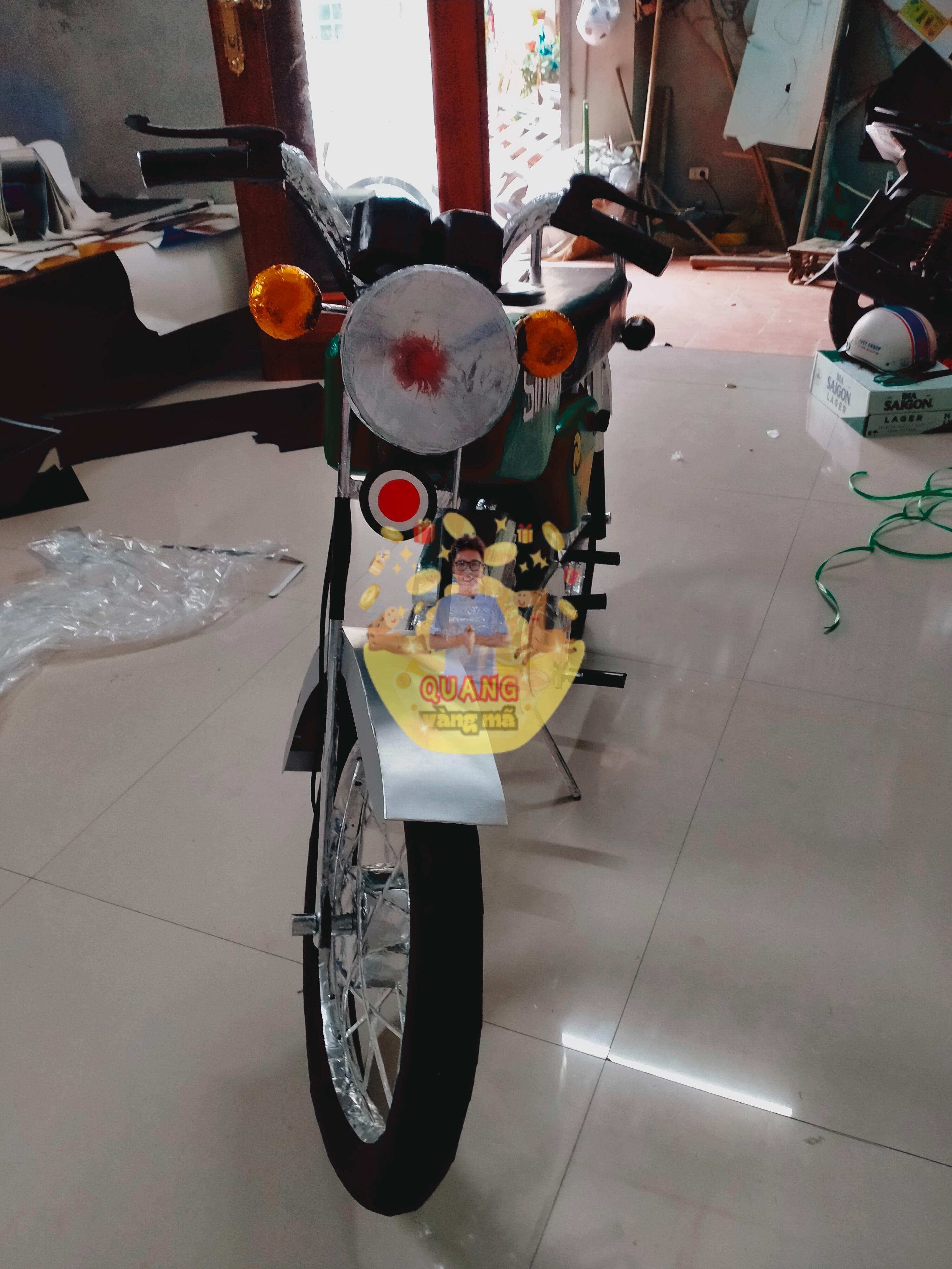 xe máy simson đỏ và xanh