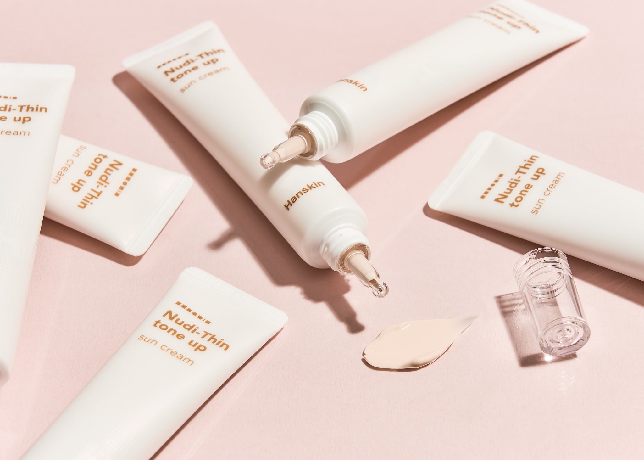 Kem chống nắng Hanskin Nudi Thin Tone Up Sun Cream SPF50+ PA++++ 40ml