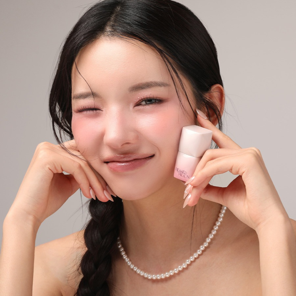 Má Hồng Kem Dạng Lỏng Blessed Moon Veil Melting Color Blush Dễ Tán Sắc Má Tự Nhiên Căng Bóng 3.8g