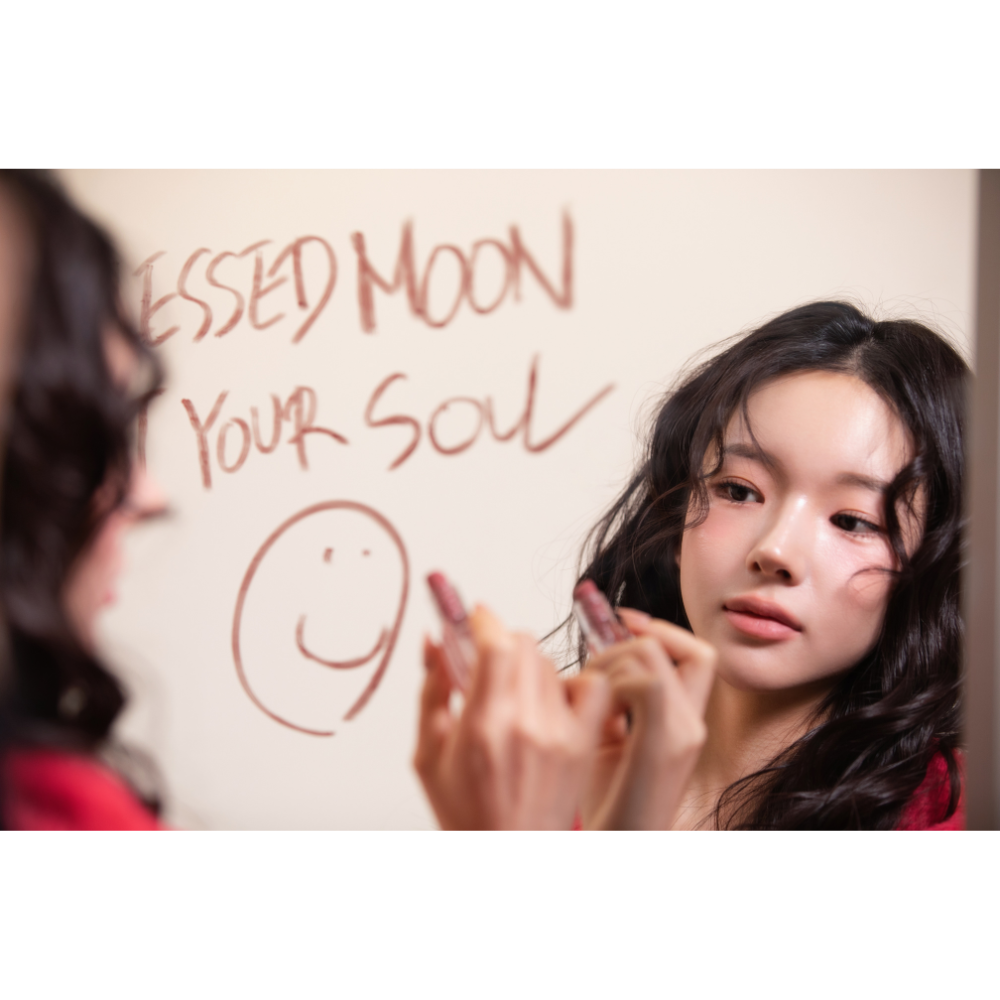 Son Thỏi Mịn Lì Blessed Moon I’M MUTE Lipstick Mịn Mờ Che Vân Môi Hỗ Trợ Làm Mềm Môi 3.4g
