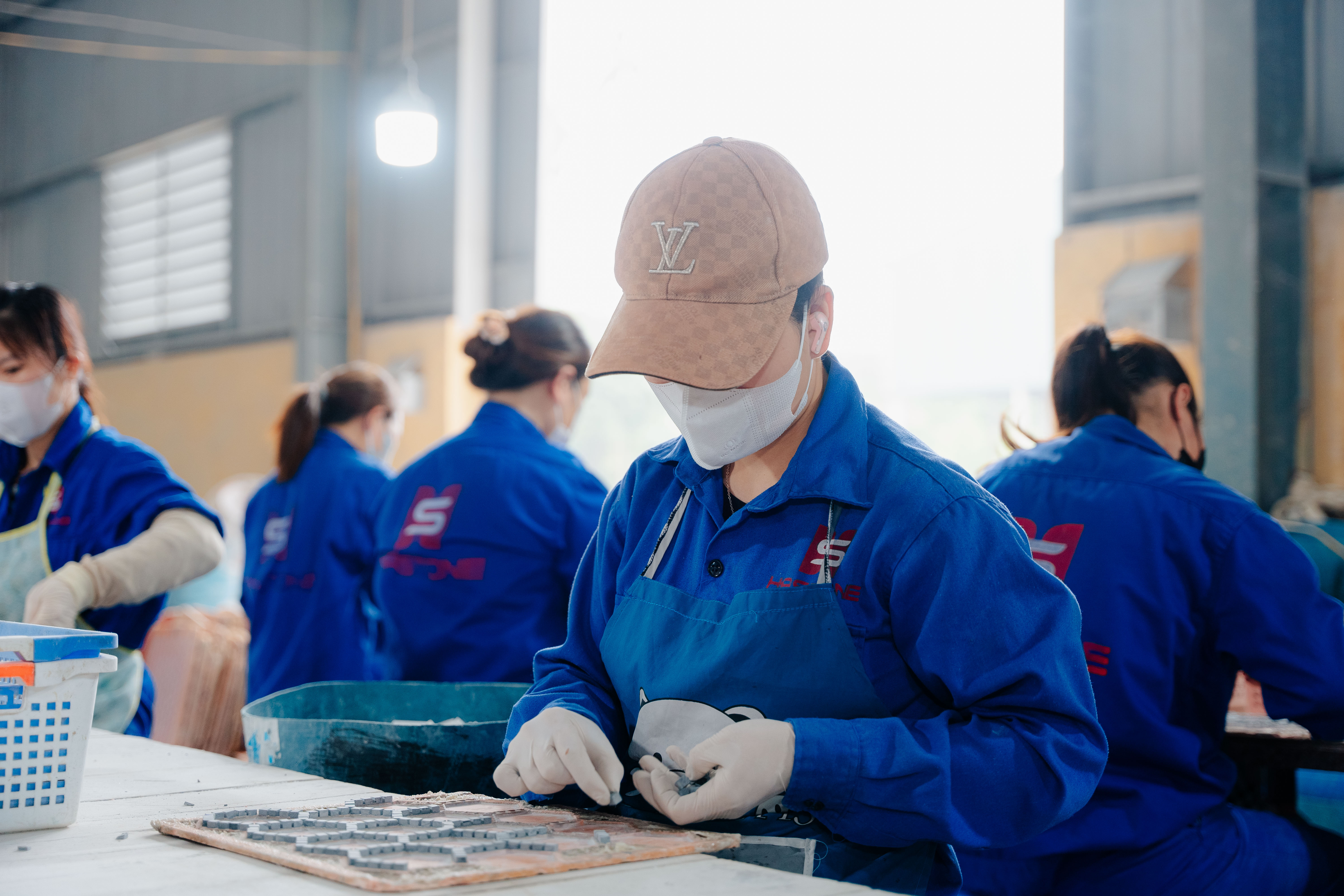 Tuyên bố chính sách Tôn trọng nhân quyền (lao động trẻ em, lao động cưỡng bức hoặc bắt buộc)