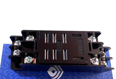 Đế rơ le trung gian 8 chân to CZT08A-2 / chính hãng Chint / cho LY2N JZX PTF08A - D1H6