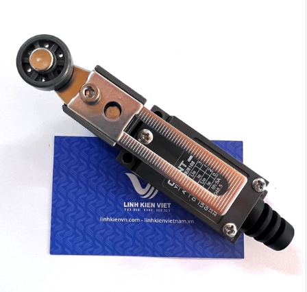 Công tắc hành trình YBLX-ME/8108 / chính hãng Chint - B7H4