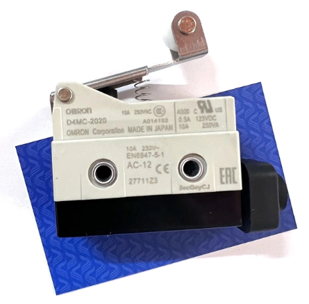 Công tắc hành trình D4MC-2020 / chính hãng OMRON -D10H15