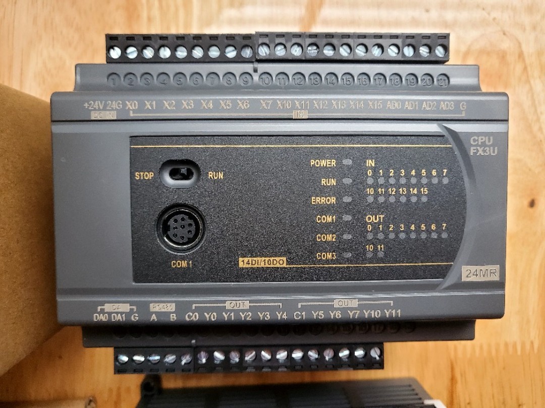 Board mạch PLC ES FX3U 24MR 14 input 10 output relay - RS232/RS485, hỗ trợ analog 4AD/2DA , 24VDC, GX Works2 Mitsubishi -ES3U24MR4AD2DA - 0-20ma