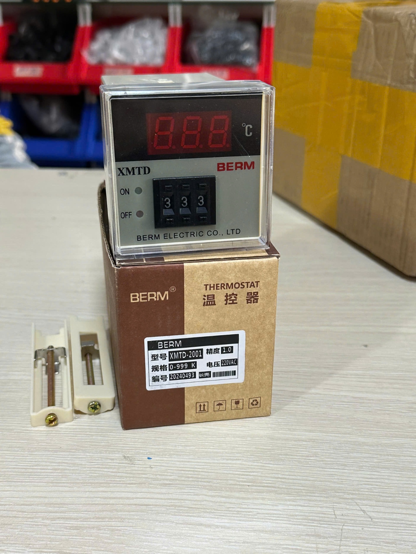 Bộ Điều Khiển Nhiệt Độ XMTD-2001 K 999℃ 220V Can Nhiệt K Ứng Dụng Trong Tự Động Hóa Công Nghiệp