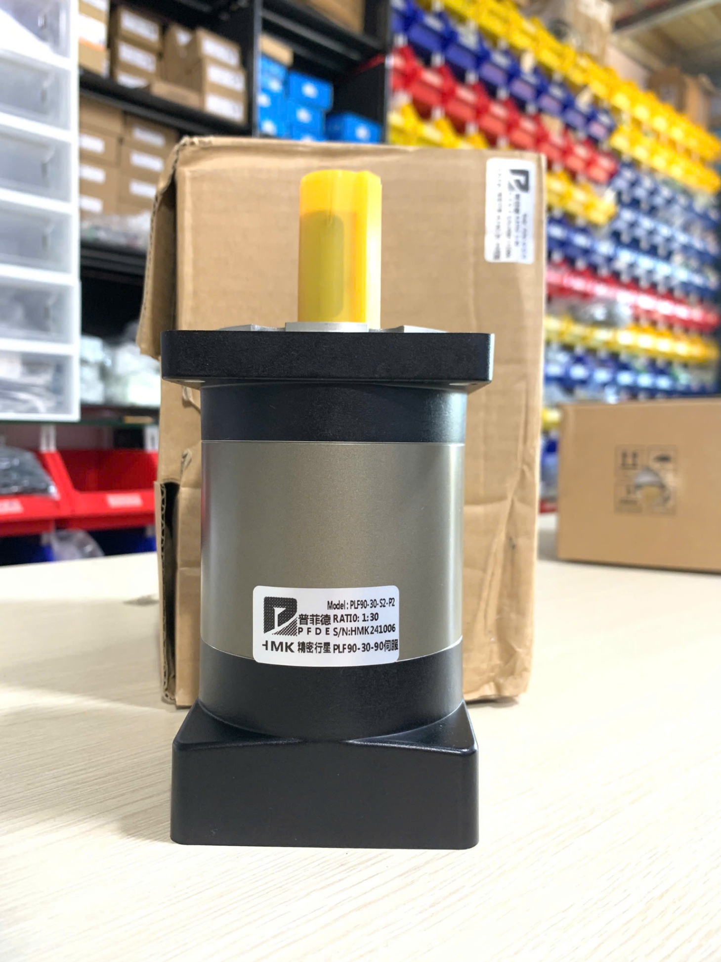 Hộp số giảm tốc SERVO PLF80/90 cho động cơ Step mặt bích 86 lỗ vào 19 ra trục25 tỉ số truyền 1:30