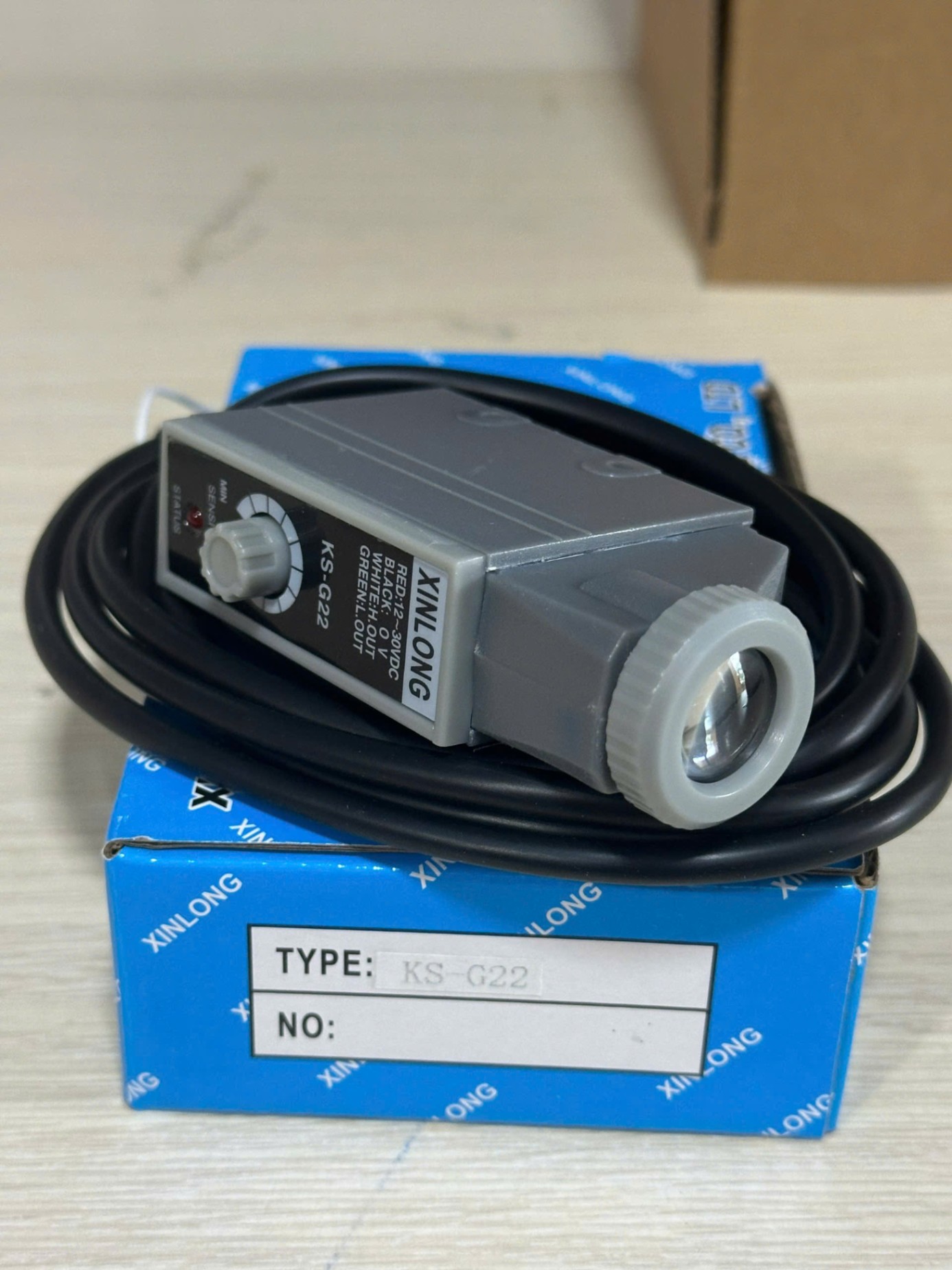 KS-G22 | XINLONG Bộ Cảm Biến Màu Sắc - Model: KS-W22, KS-G22, KS-BG32, KS-WG32, KS-RG32, KS-C2RG | Máy Đóng Gói Tự Động - KS-G22 xanh lá