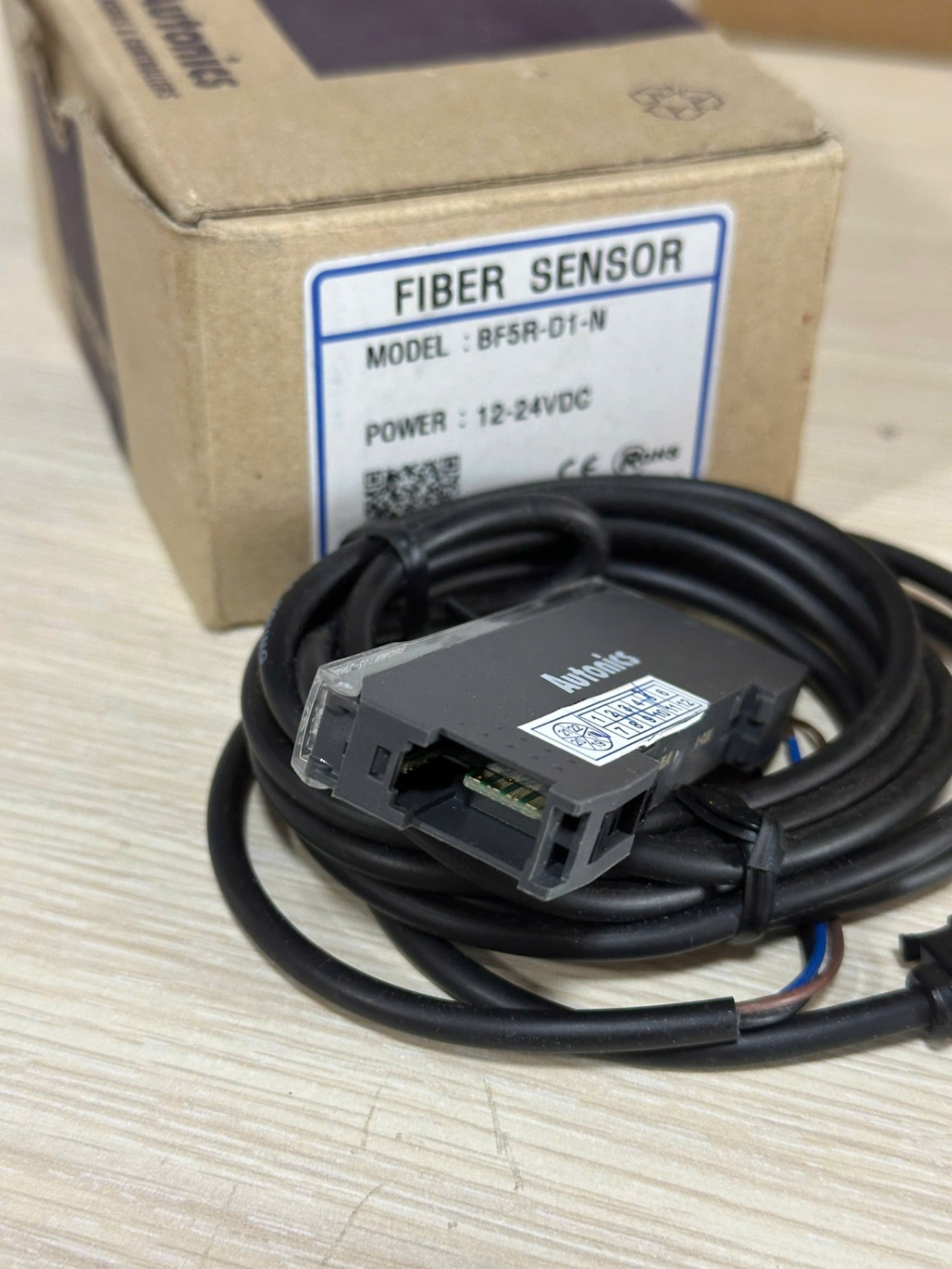 Cảm Biến Quang Điện BF5R-D1-N | Độ Nhạy Cao Cho Tự Động Hóa Công Nghiệp - Bộ Khuếch Đại Sợi Quang AUTONICS