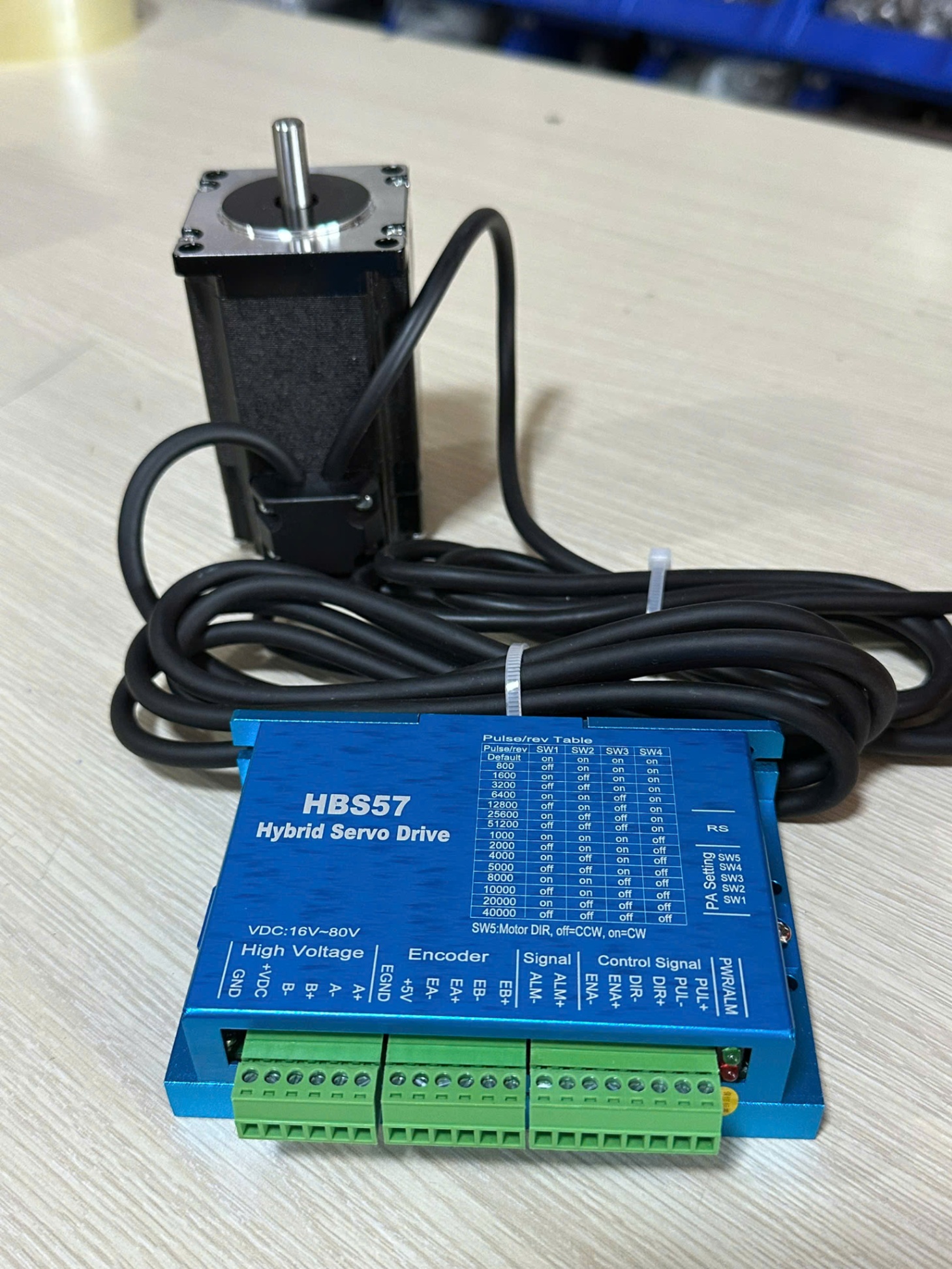 Bộ động cơ 57BYGH76 + Driver HBS57 – Động cơ hybrid servo 2.2Nm