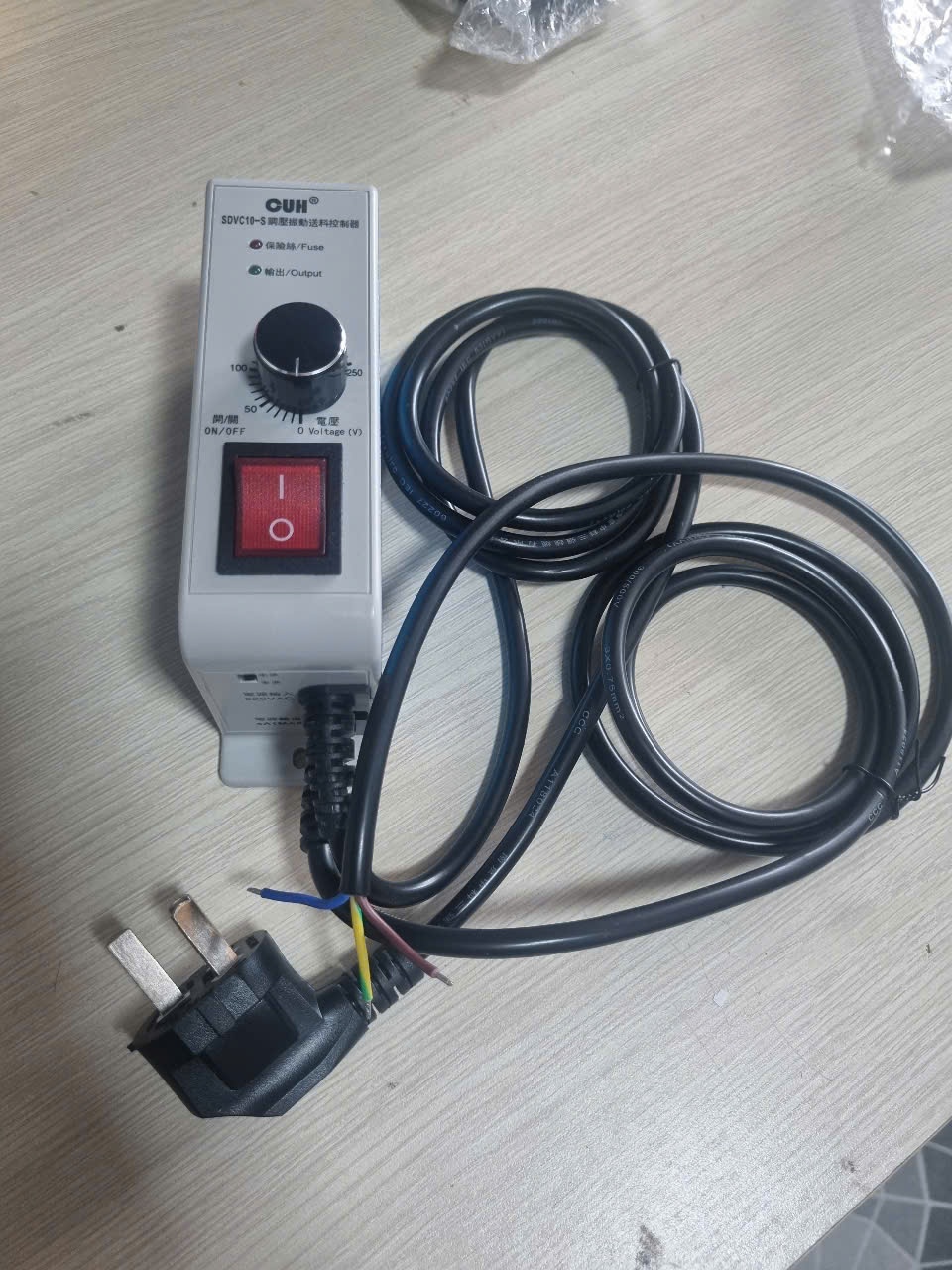 Bộ Điều Khiển Tốc Độ Rung CUH SDVC10-S - Giải Pháp Hoàn Hảo Cho Hệ Thống Vibration Feeder - CUH SDVC10-S