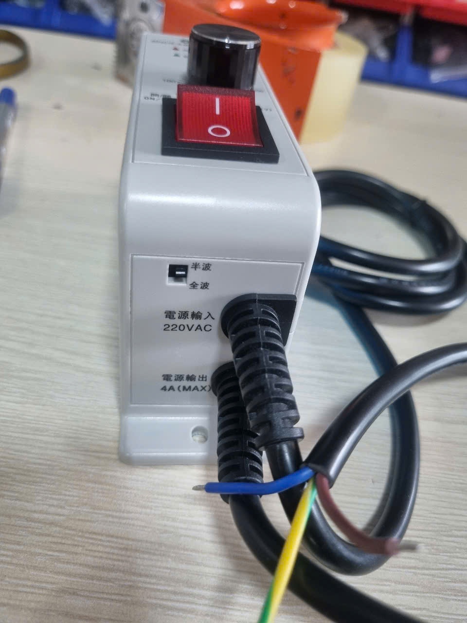 Bộ Điều Khiển Tốc Độ Rung CUH SDVC10-S - Giải Pháp Hoàn Hảo Cho Hệ Thống Vibration Feeder - CUH SDVC10-S