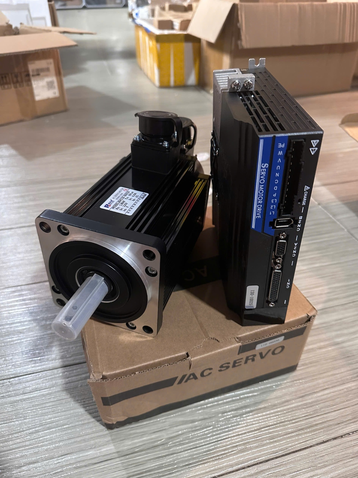 Bộ động cơ servo và driver 110 1.8KW 6NM + Driver +Cáp | Series 40/60/80/110/130 - Công suất 100W-2600W, IP65, Tự Động Hóa Công nghiệp