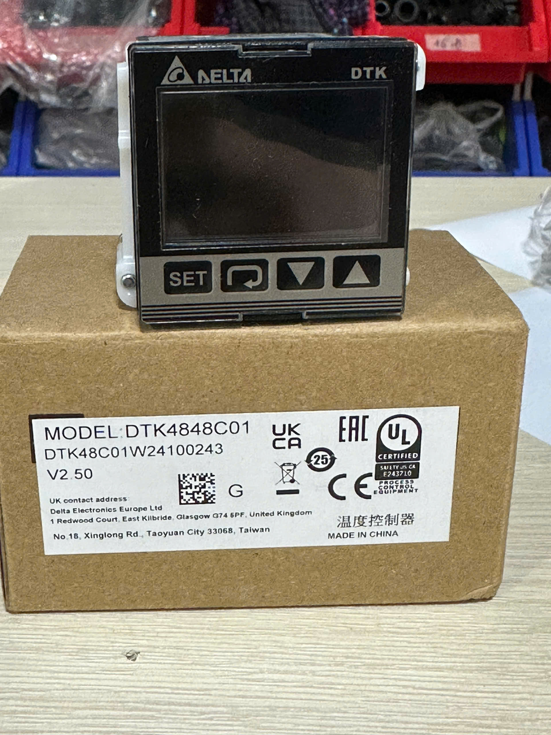 Bộ Điều Khiển Nhiệt Độ DTK4848C01: 48x48mm, 4-20mA, 1 cảnh báo, không RS485.  . LCD Display tùy chọn : DTK4848C01 DTK4848R01 DTK4848R12 DTK4848V12 48x48mm LCD PID RS485