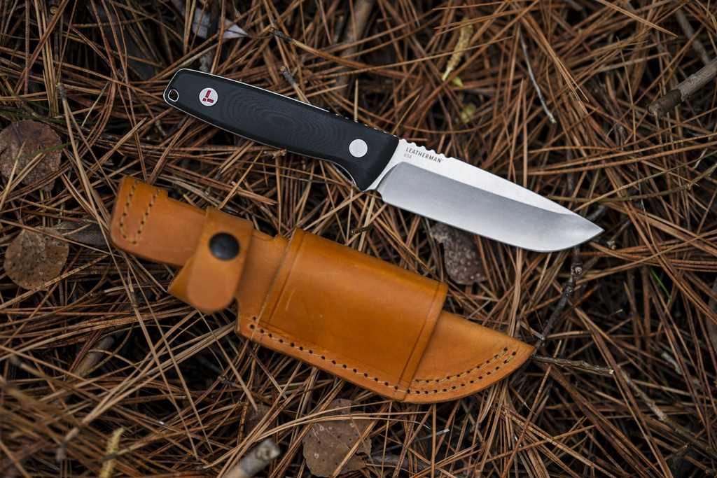 Dao đa năng Leatherman TRAC JET BLACK
