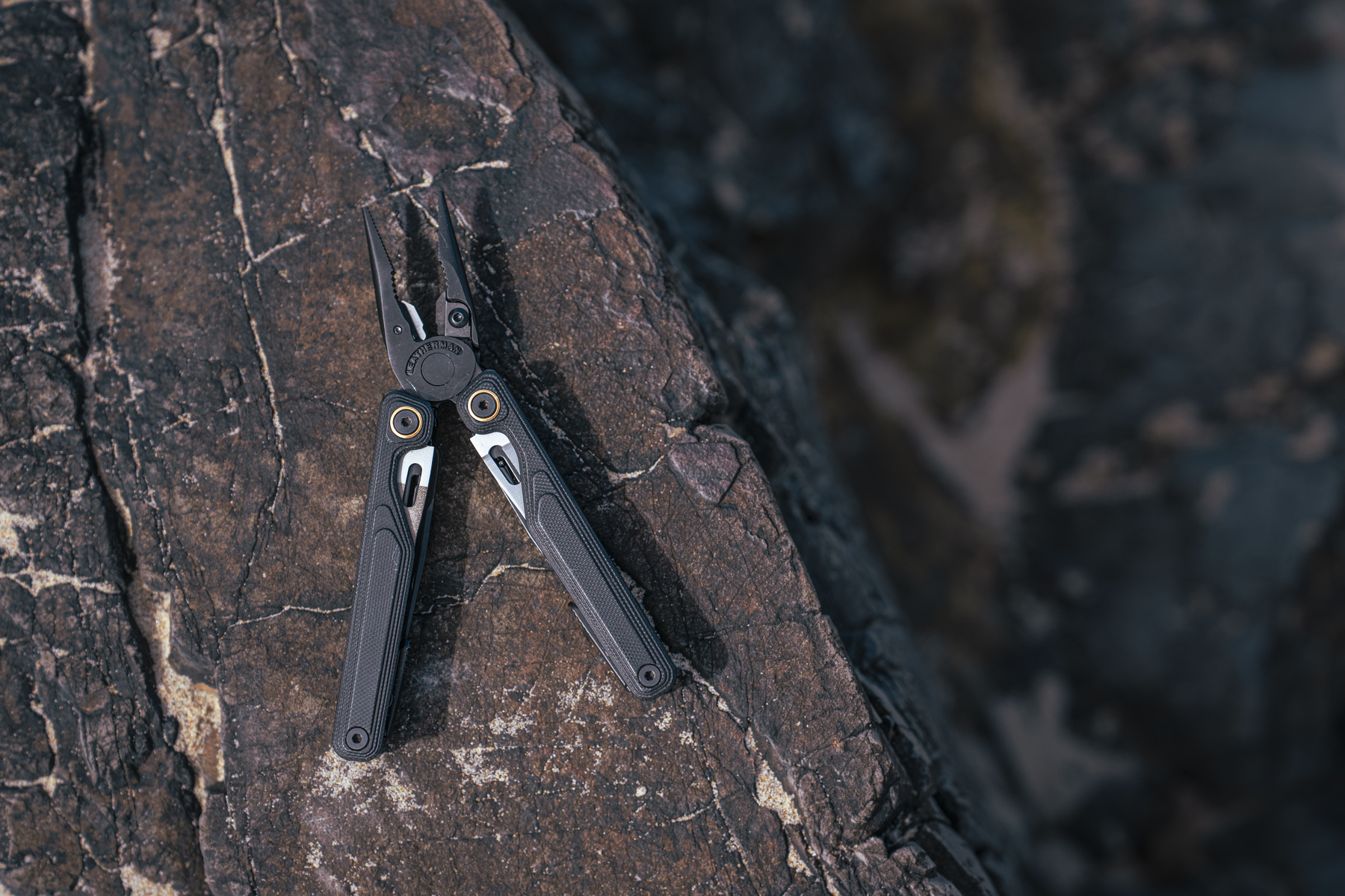 Dao đa năng Leatherman WAVE ALPHA OBSIDIAN ( BOX )