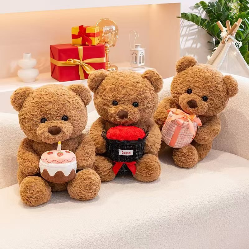 Gấu Ngồi Ôm Hoa 30cm