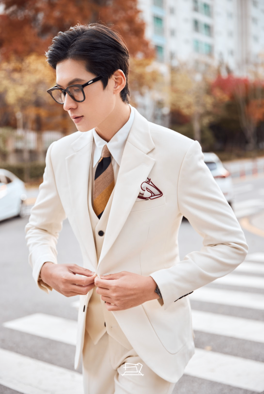 VTK Peak Lapel Milk-White 56823-16#