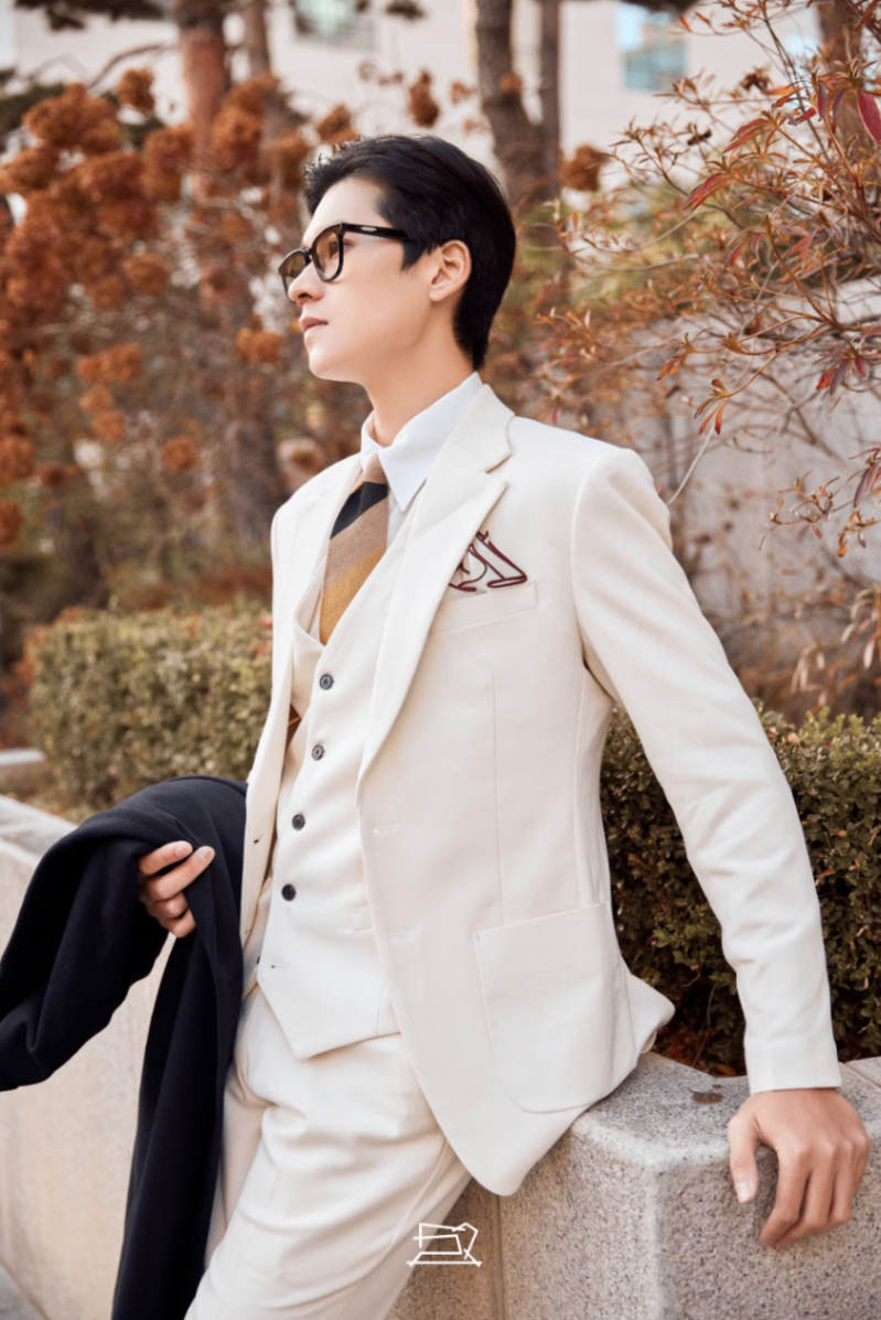 VTK Peak Lapel Milk-White 56823-16#