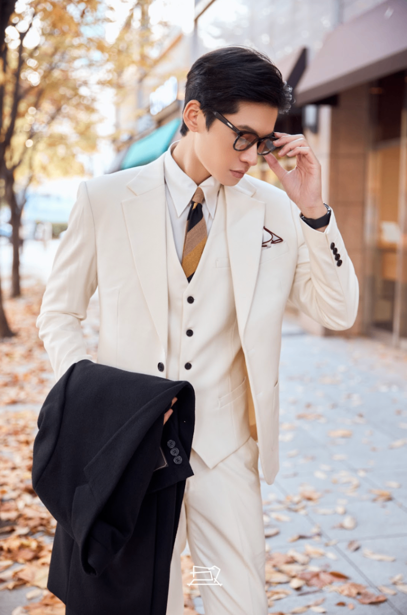 VTK Peak Lapel Milk-White 56823-16#
