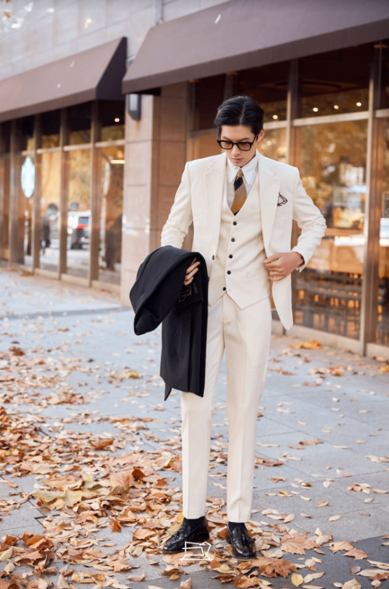 VTK Peak Lapel Milk-White 56823-16#