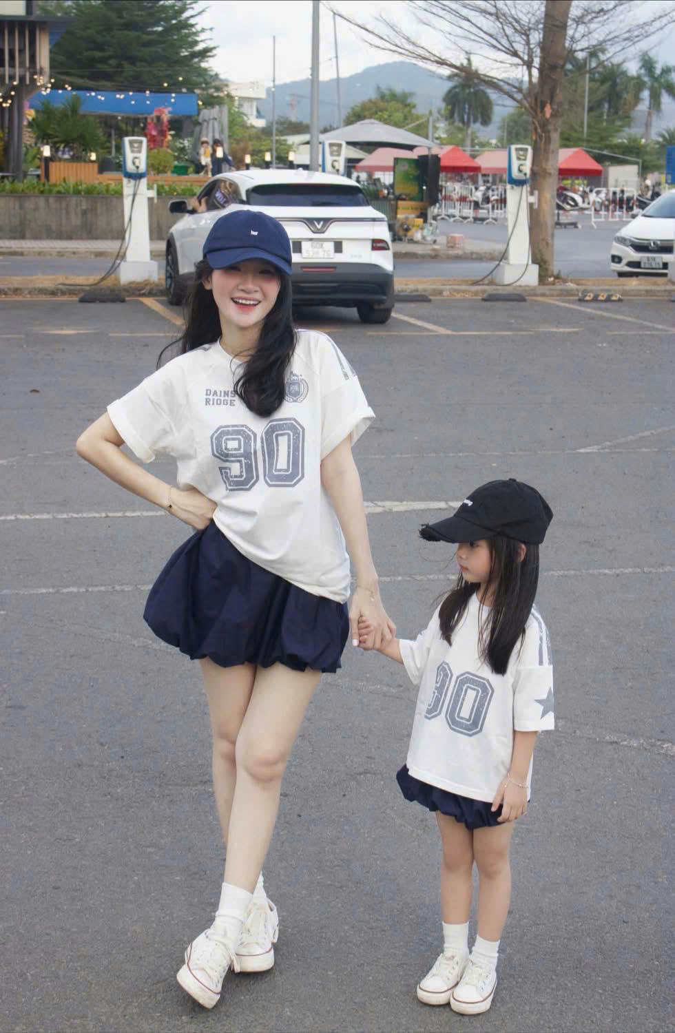 G038 - BỘ ĐÙI ĐÔI MẸ BÉ TRẮNG 90