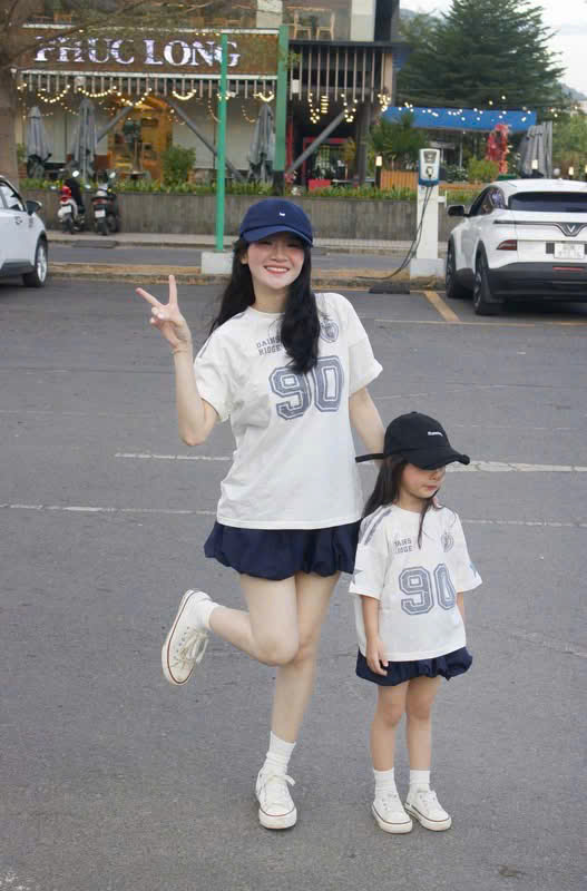 G038 - BỘ ĐÙI ĐÔI MẸ BÉ TRẮNG 90