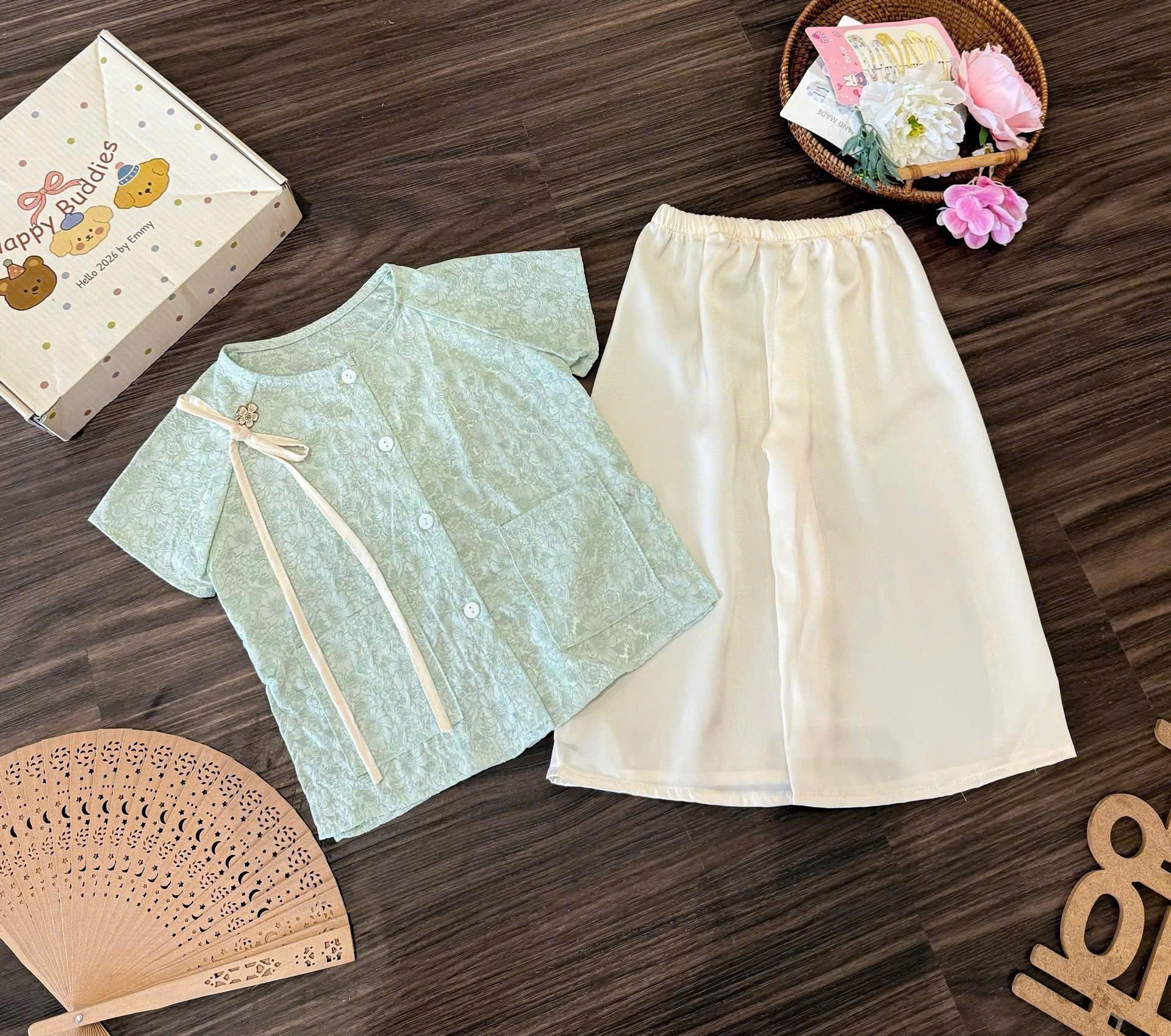 G040 - BỘ BÉ GÁI LỤA HOA QUẦN TRƠN ĐÍNH NƠ