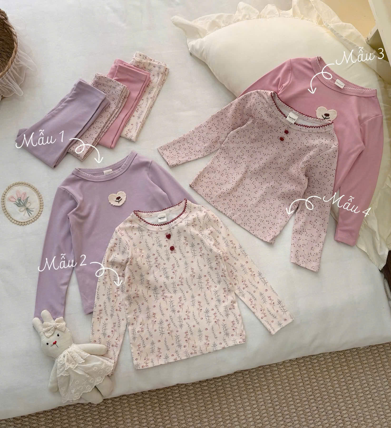 G110 - SET 2 BỘ BÉ GÁI ZIP DÀI CỔ VIỀN HOA