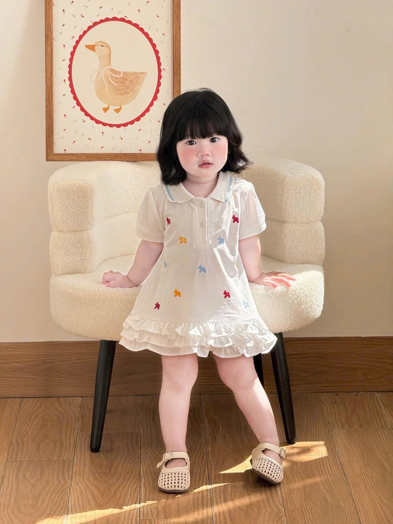 G973 - SET BÉ TRAI GÁI POLO TRẮNG THÊU NGỰA