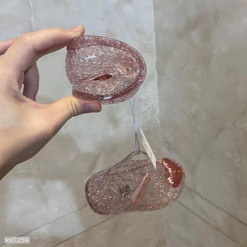 PK319 - DÉP BÉ GÁI MỀM DẺO TRONG SUỐT