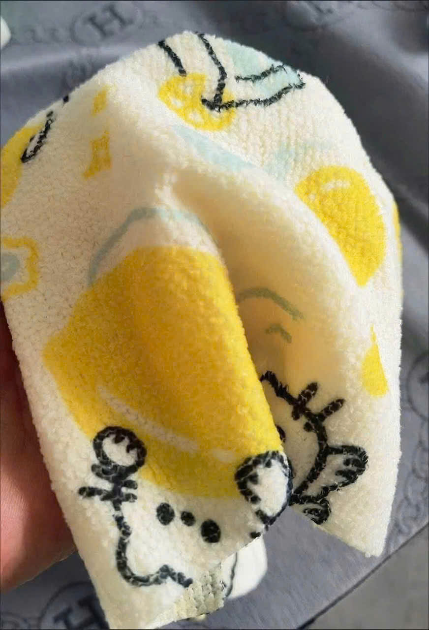 PK345 - SET 2 CUỘN TO 5M KHĂN LAU MÈO VÀNG