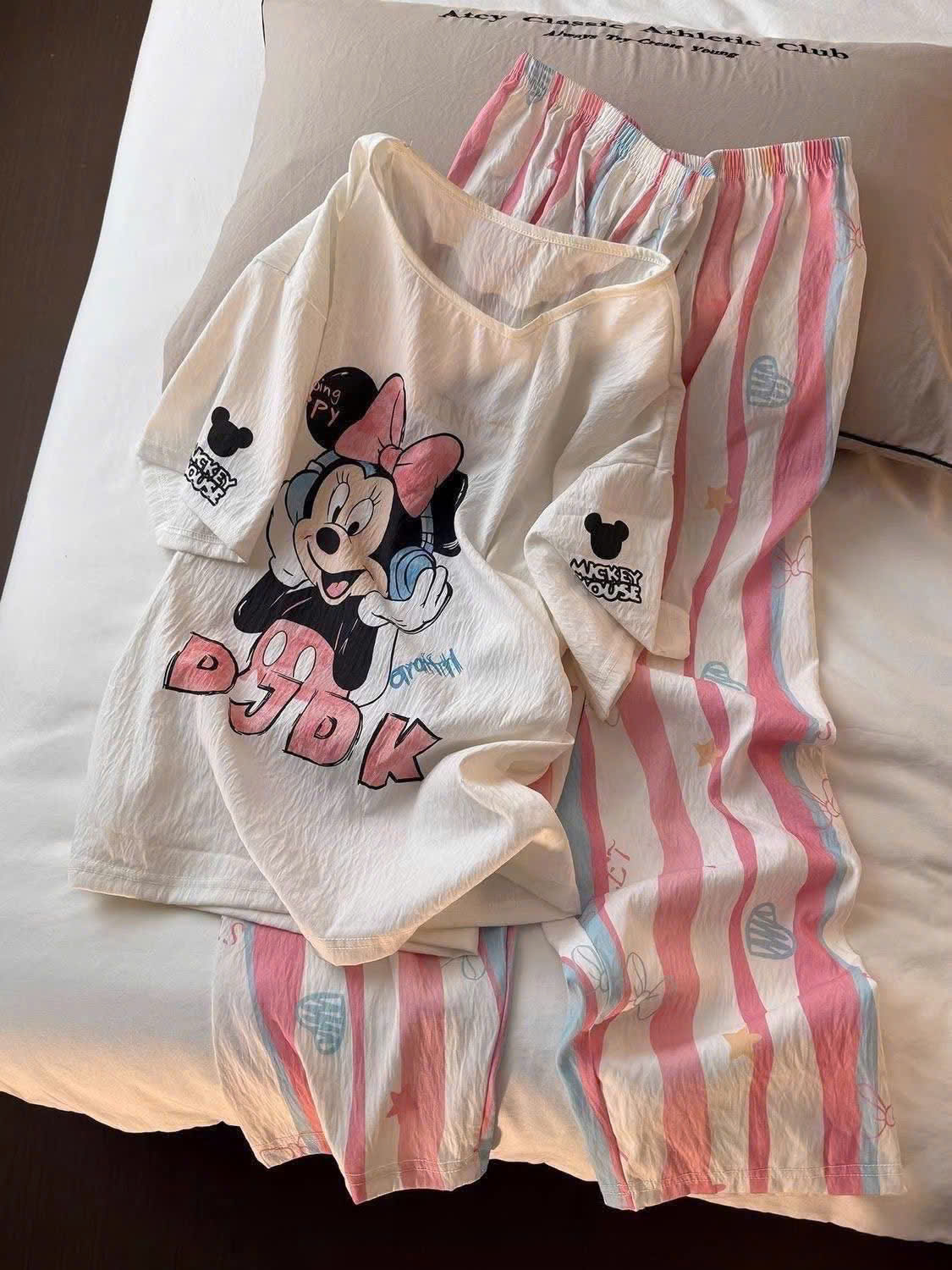 S330 - BỘ NỮ ÁO MICKEY QUẦN SỌC PHỐI