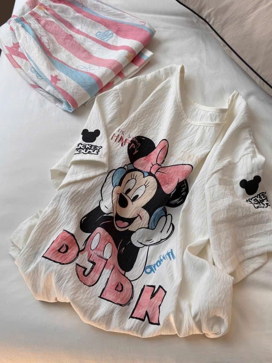 S330 - BỘ NỮ ÁO MICKEY QUẦN SỌC PHỐI