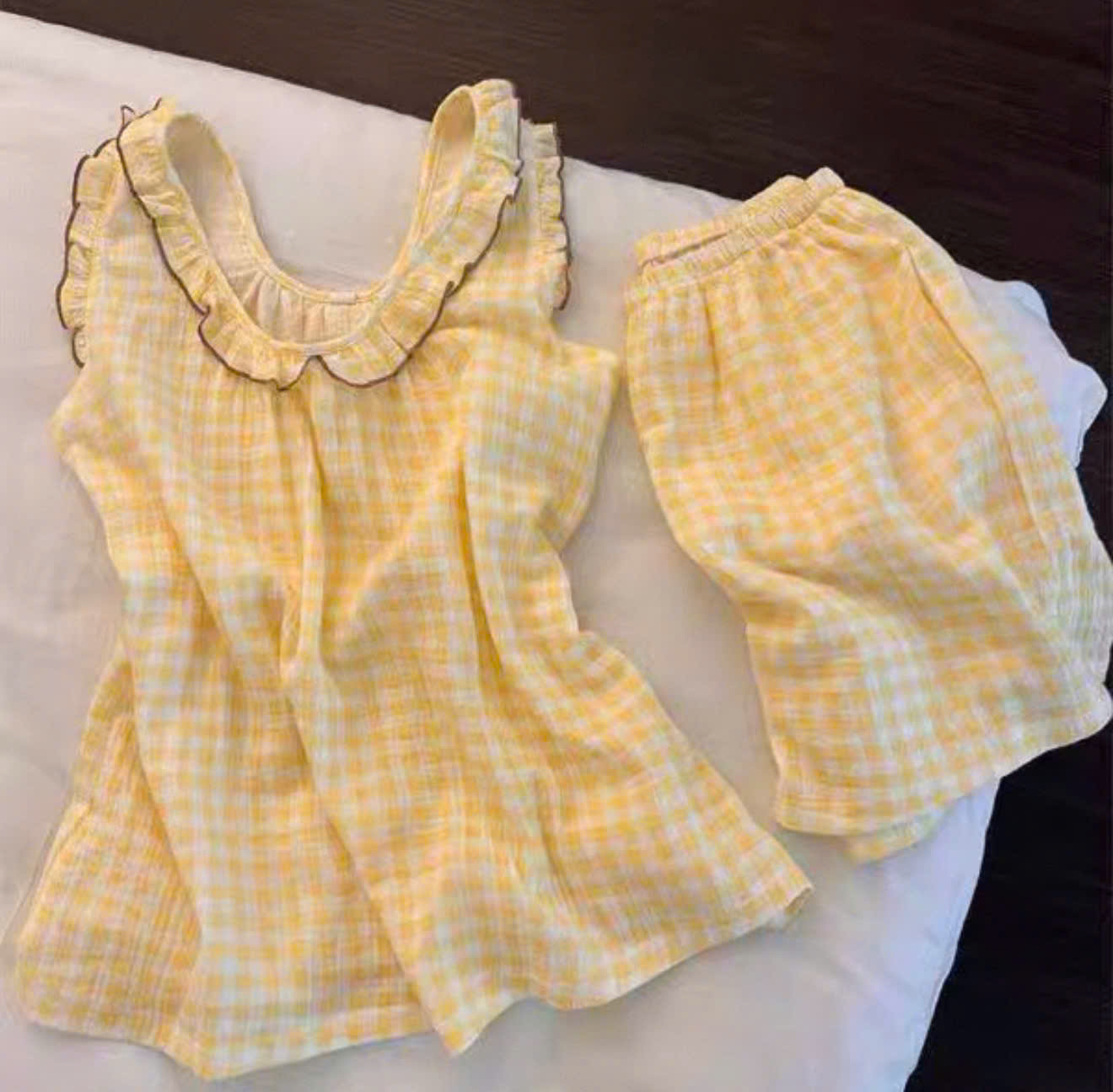 S333 - BỘ ĐÙI NỮ BA LỖ KẺ VÀNG VIỀN BÈO NÂU
