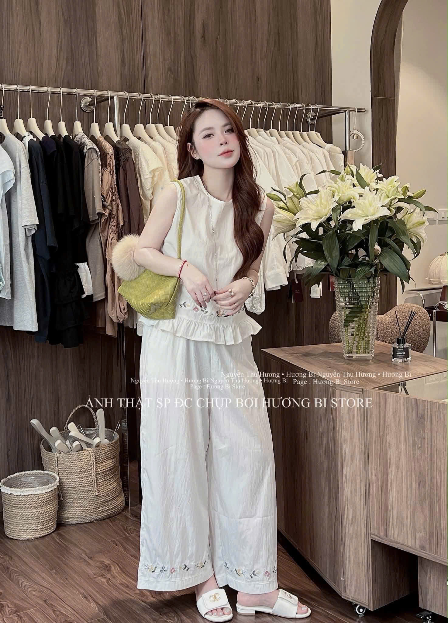 S334 - BỘ ĐŨI TRẮNG NỮ THÊU HOA SÁT NÁCH QUẦN SUÔNG