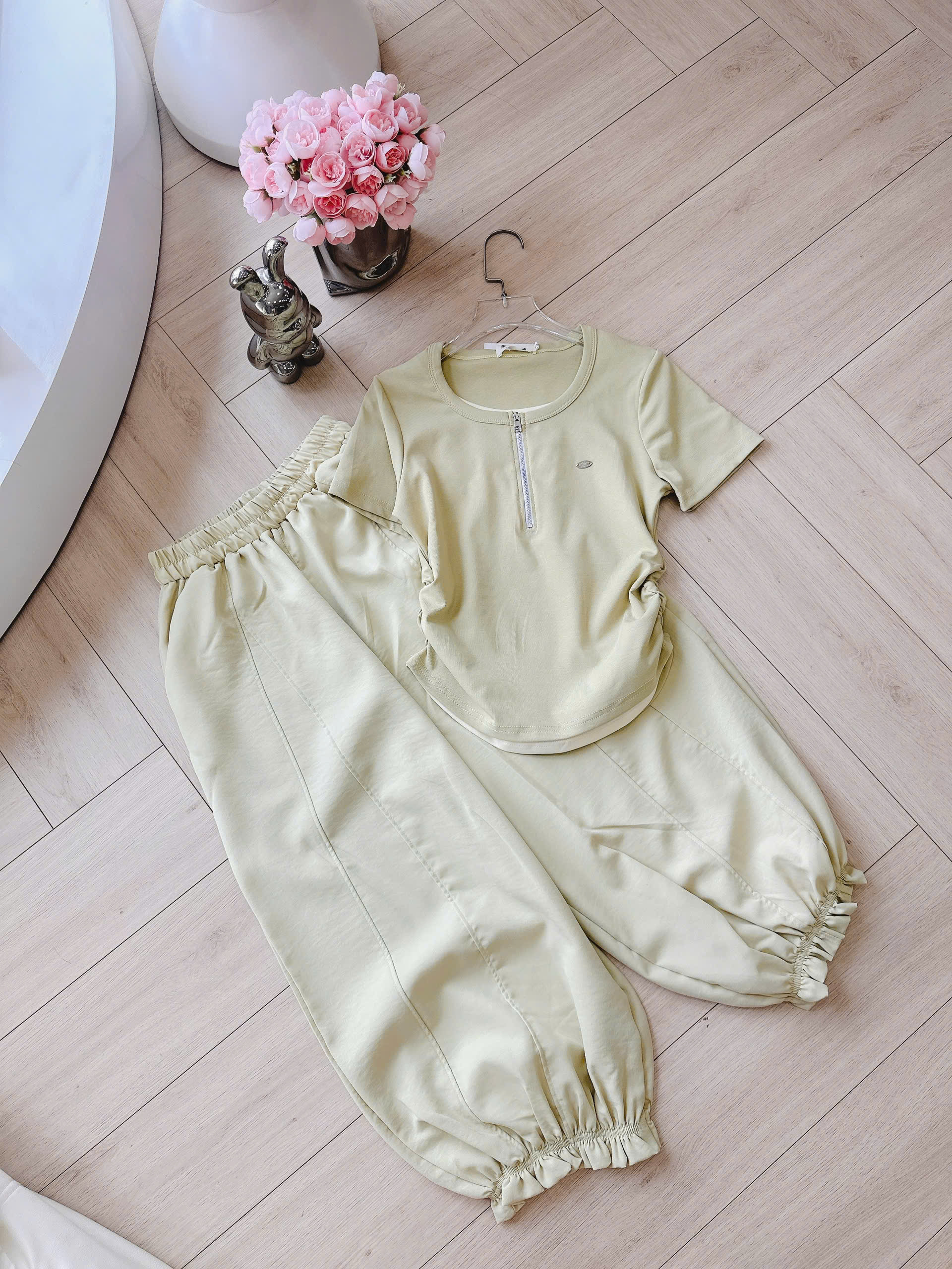 (CHỜ) S381 - SET XANH CỐM ÁO PHỐI CỔ KHÓA QUẦN BOM