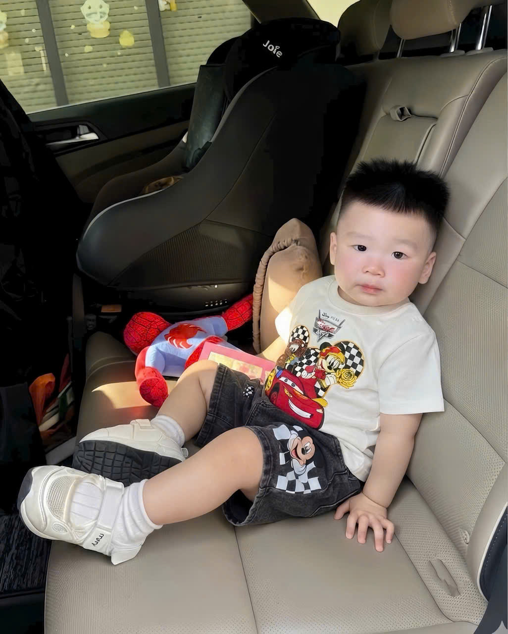 T341 - BỘ ĐÙI TRAI ÁO TRẮNG MICKEY OTO QUẦN BÒ