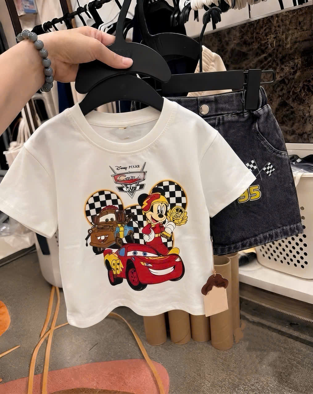 T341 - BỘ ĐÙI TRAI ÁO TRẮNG MICKEY OTO QUẦN BÒ