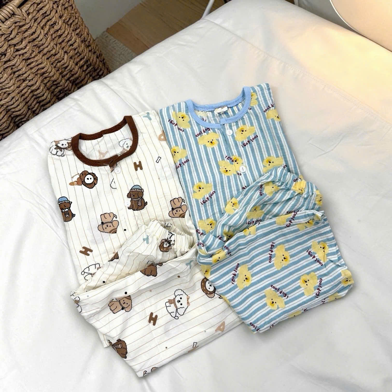 T352 - SET 2 BỘ BÉ TRAI PYJAMA CHÓ cool dog xanh trắng