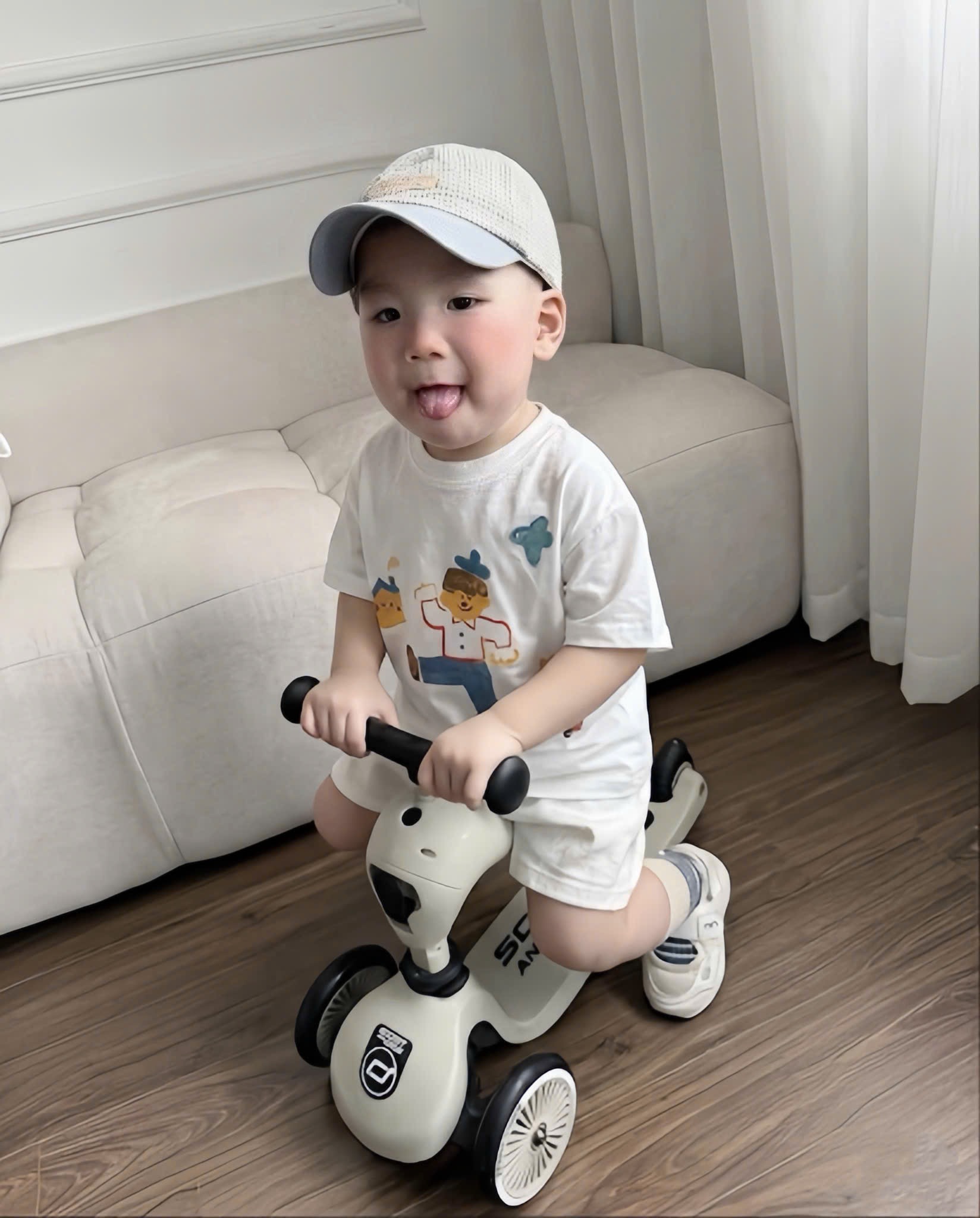 AB897 - SET 2 ÁO BÉ TRAI CỘC CHÓ CHE Ô xanh trắng