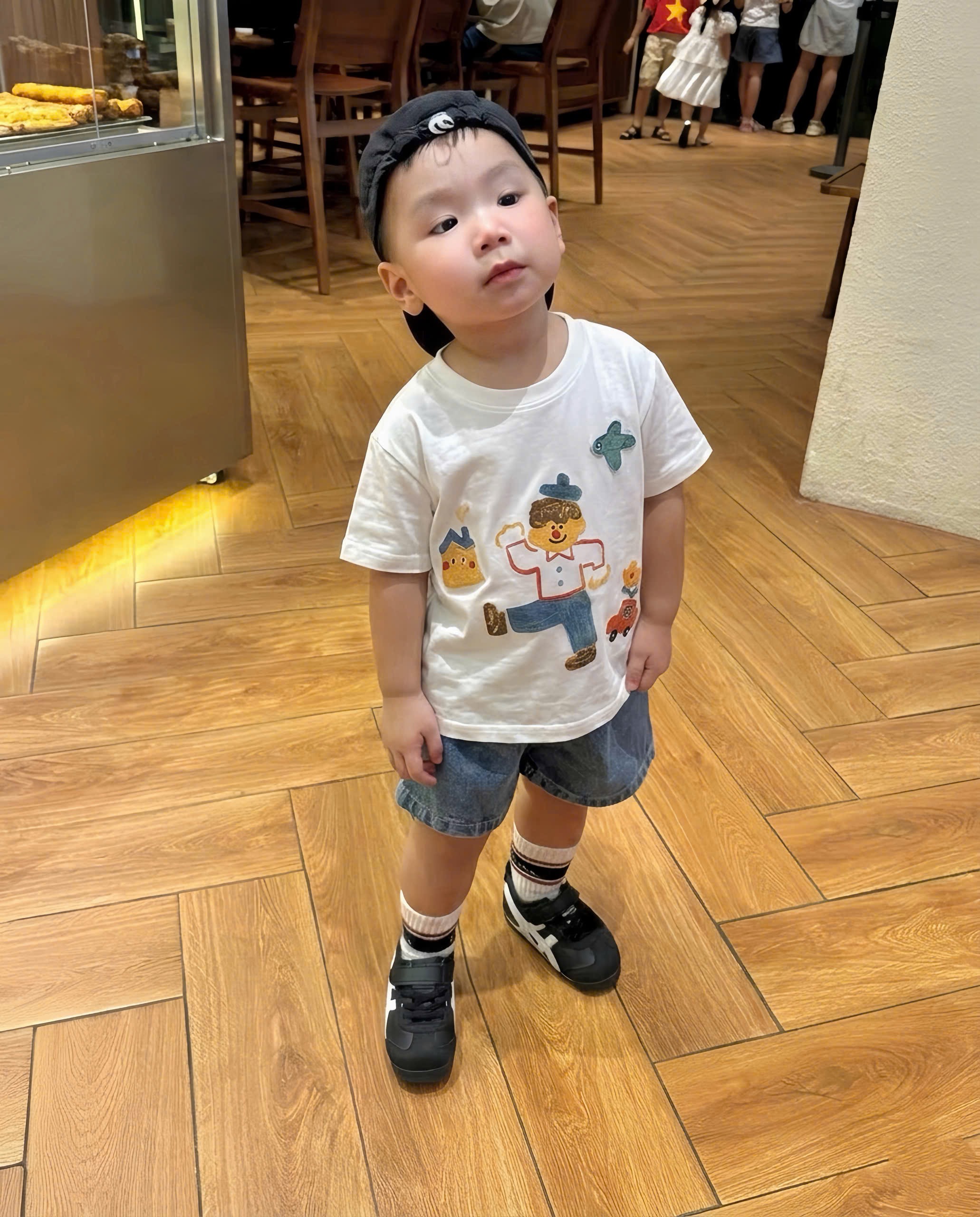 AB897 - SET 2 ÁO BÉ TRAI CỘC CHÓ CHE Ô xanh trắng