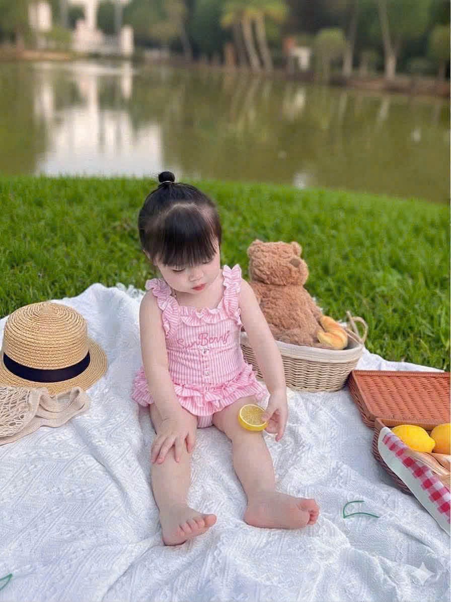 G044 - SET 2 BỘ BƠI BÉ GÁI KẺ HỒNG KITTY Sun Benny